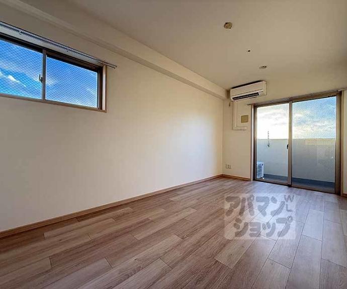 【Ｇ－ＣＲＥＳＴ京都四条烏丸】間取