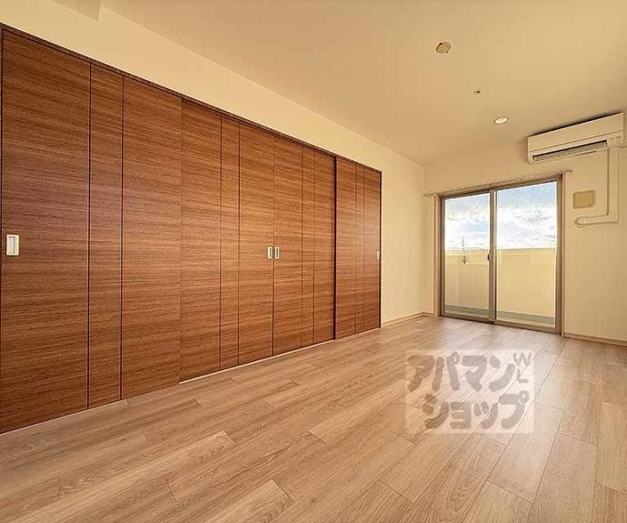 【Ｇ－ＣＲＥＳＴ京都四条烏丸】間取