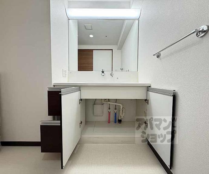 【Ｇ－ＣＲＥＳＴ京都四条烏丸】間取