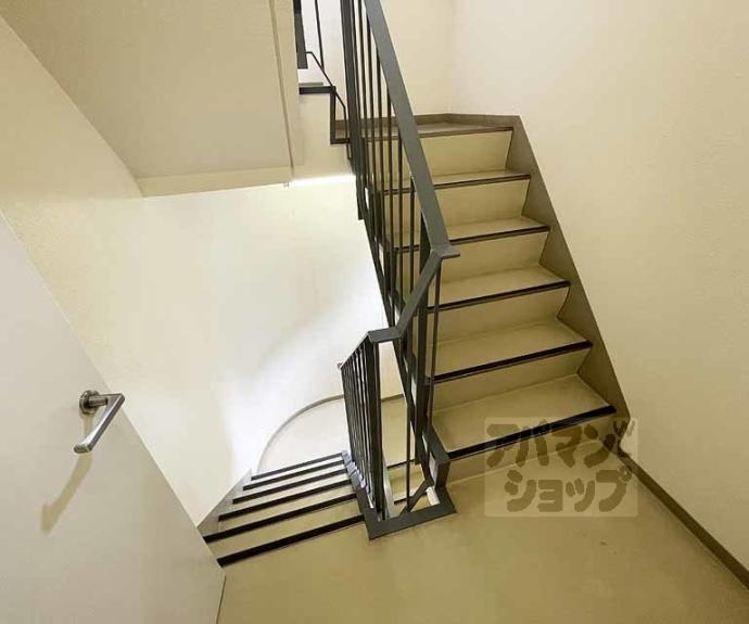 【プレサンス京都烏丸御池】間取