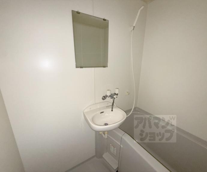 【プレサンス京都烏丸御池】間取