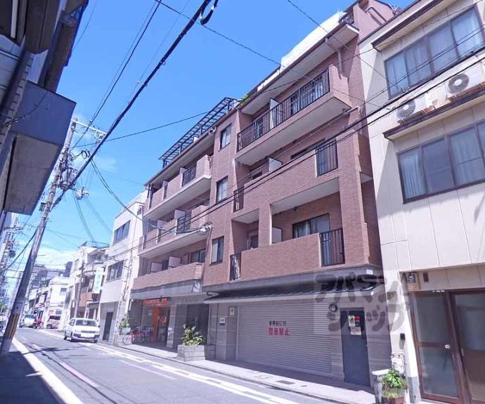 【e.ze.御所南Ⅱ】間取