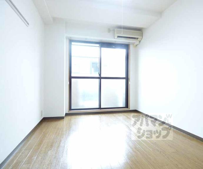 【e.ze.御所南】間取