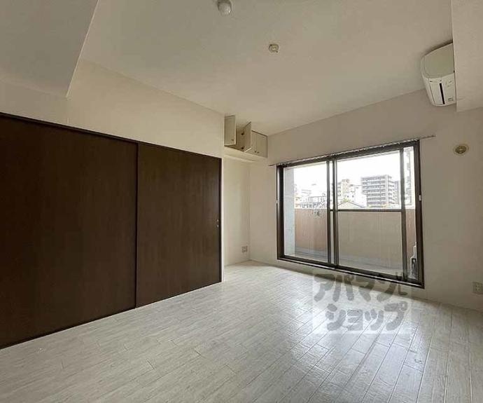 【プラネシア星の子四条西洞院】間取