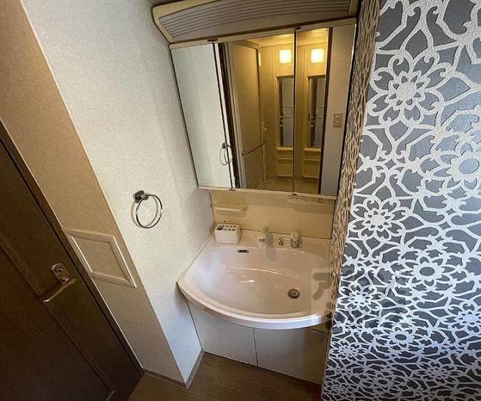 【プラネシア星の子四条西洞院】間取