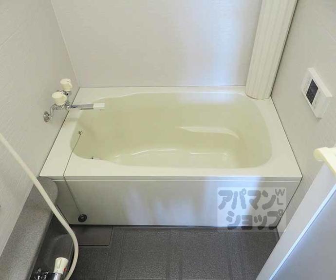 【ファミールガーデン二条駅前】間取