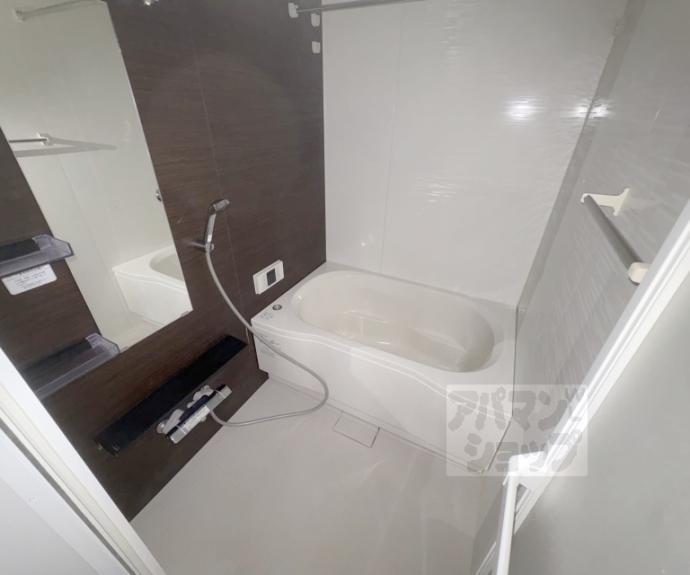 【ファミールガーデン二条駅前】間取