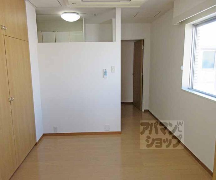 【パインベルテ御陵】間取