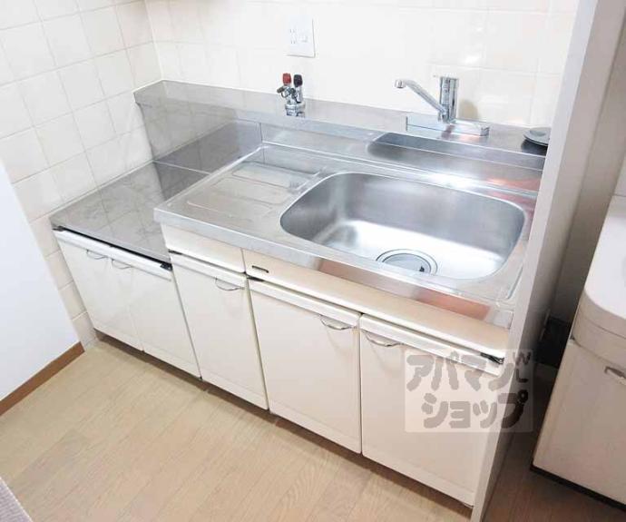 【パインベルテ御陵】間取