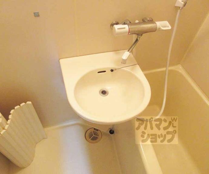 【パインベルテ御陵】間取