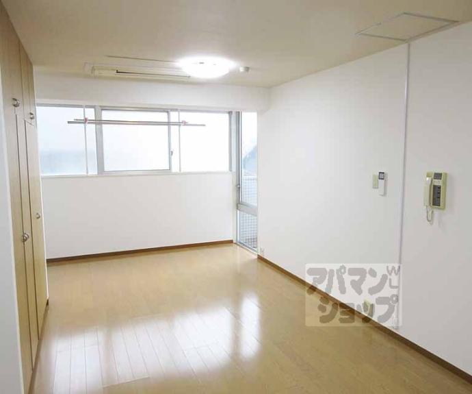 【パインベルテ御陵】間取