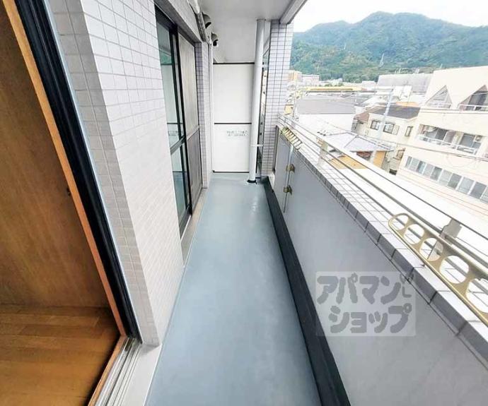 【シルフィード山科】間取