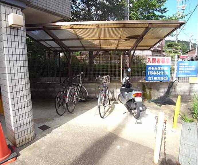 【グランシャリオ御陵】間取