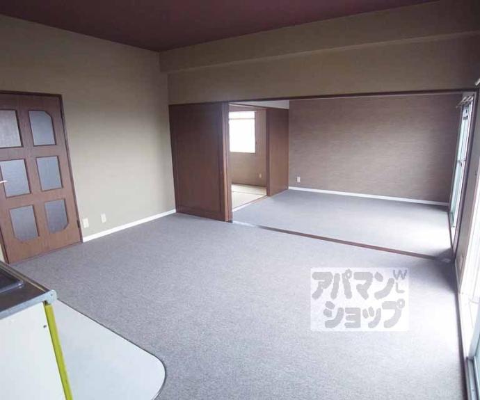 【プレジオ山科御陵】間取