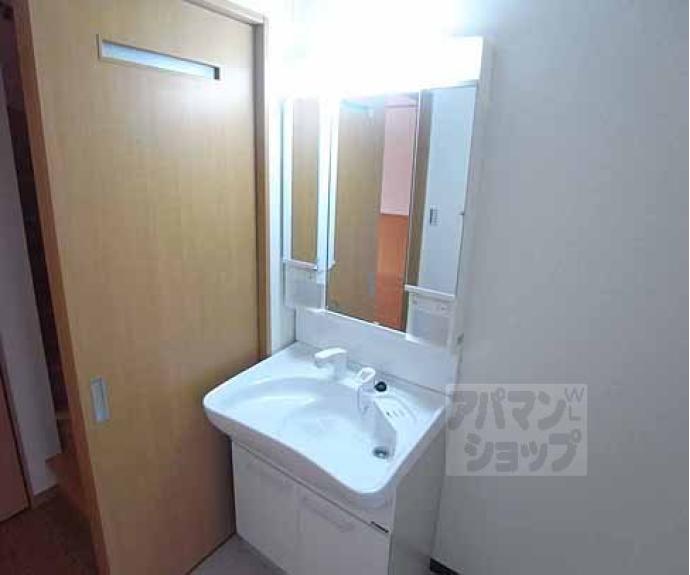 【アロンジェ勧修寺】間取