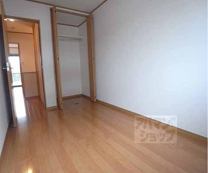 【アロンジェ勧修寺】間取