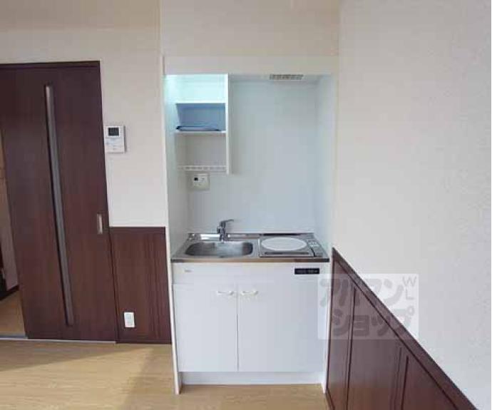 【ヴィラ御陵】間取