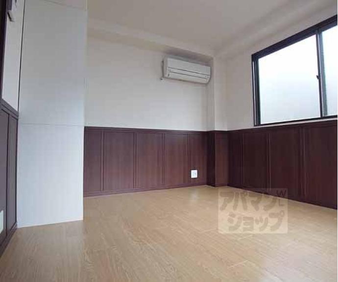 【ヴィラ御陵】間取