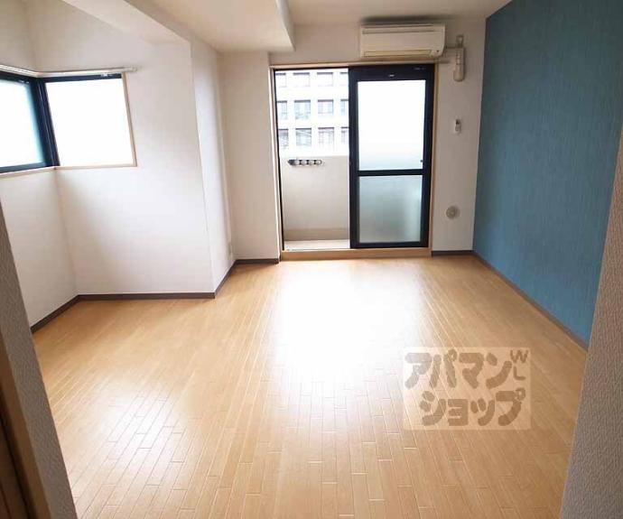 【イーストヴィレッジ大宅】間取