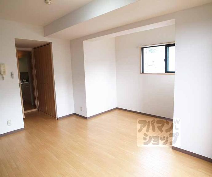 【イーストヴィレッジ大宅】間取