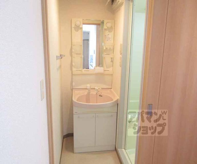 【イーストヴィレッジ大宅】間取