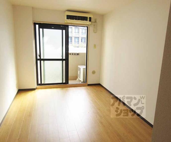 【イーストヴィレッジ大宅】間取