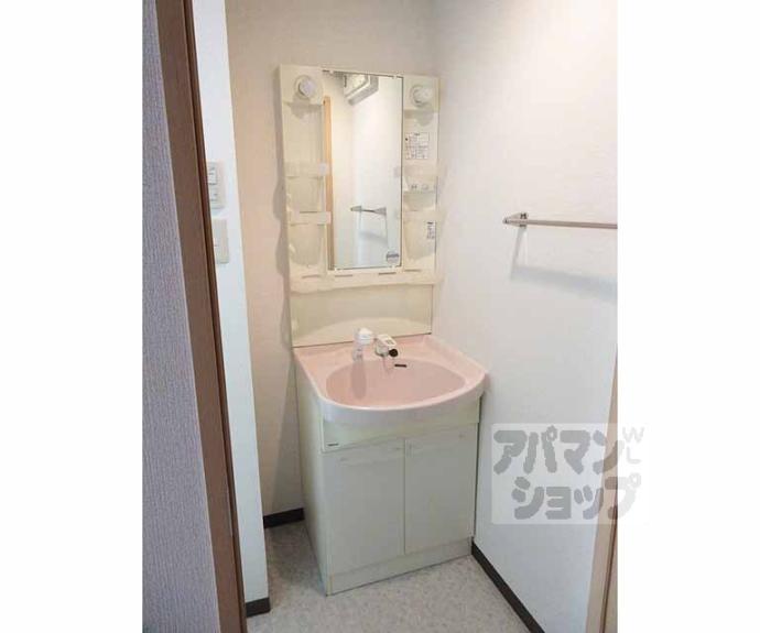 【イーストヴィレッジ大宅】間取