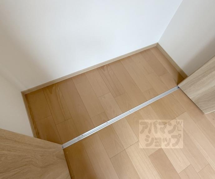 【サンラック御陵】間取
