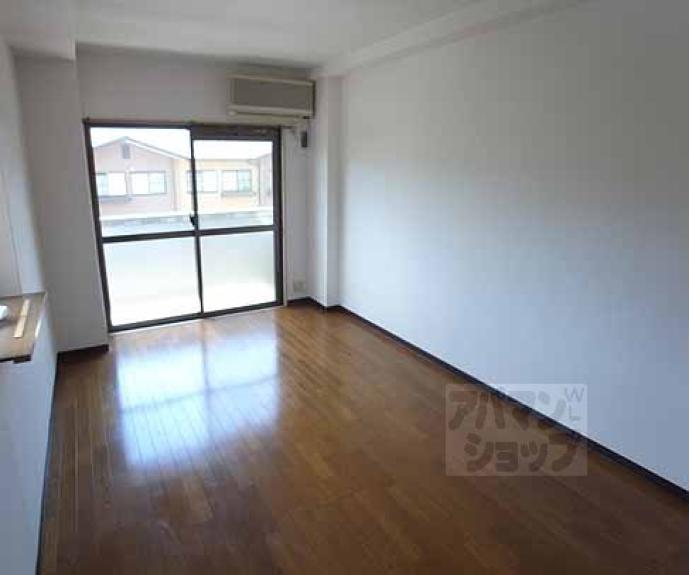 【イーストファーム】間取