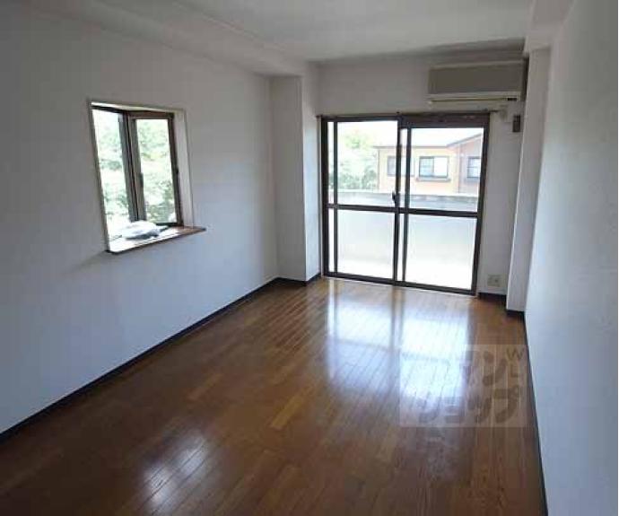 【イーストファーム】間取