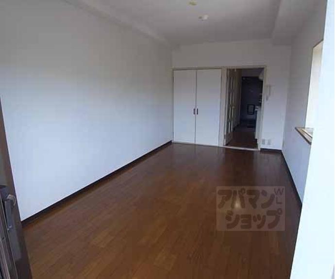 【イーストファーム】間取