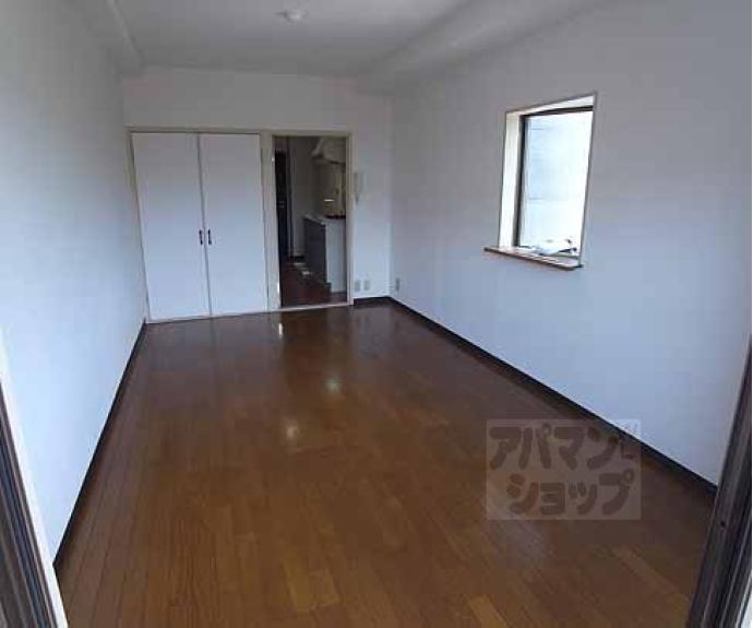 【イーストファーム】間取