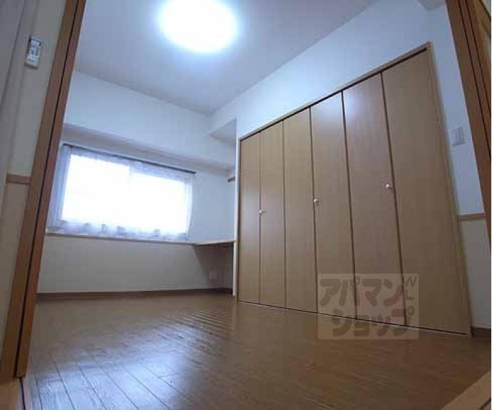 【サンクラージュ山科三条】間取