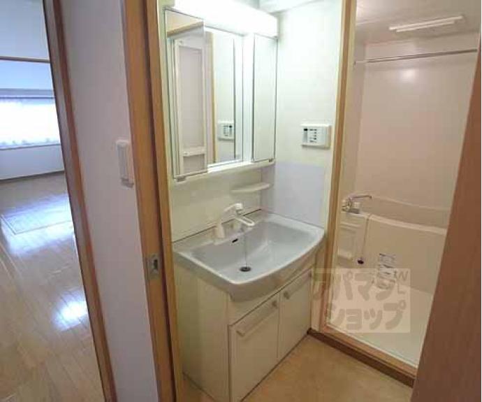 【サンクラージュ山科三条】間取