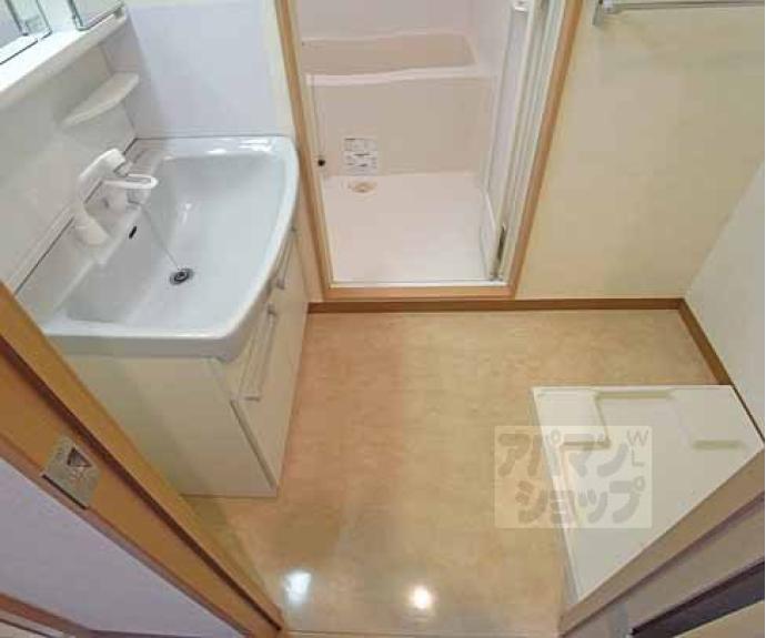 【サンクラージュ山科三条】間取