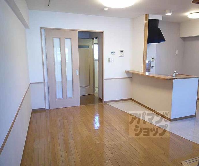 【サンクラージュ山科三条】間取