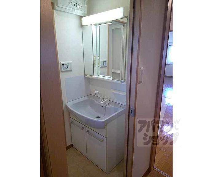 【サンクラージュ山科三条】間取