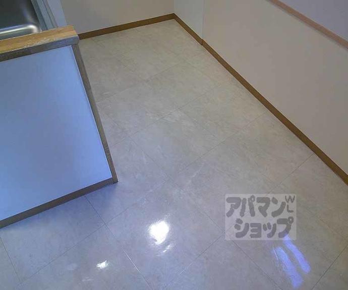 【サンクラージュ山科三条】間取