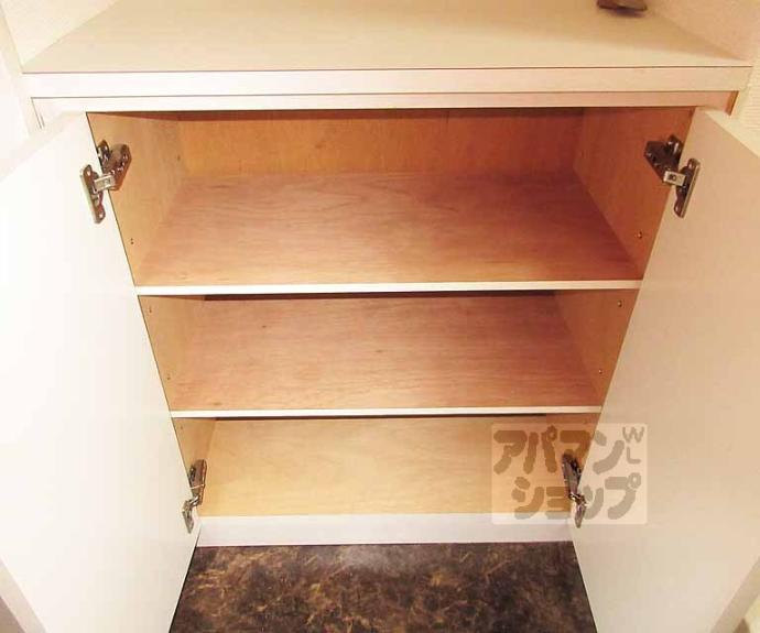 【プルーリオン勧修寺】間取