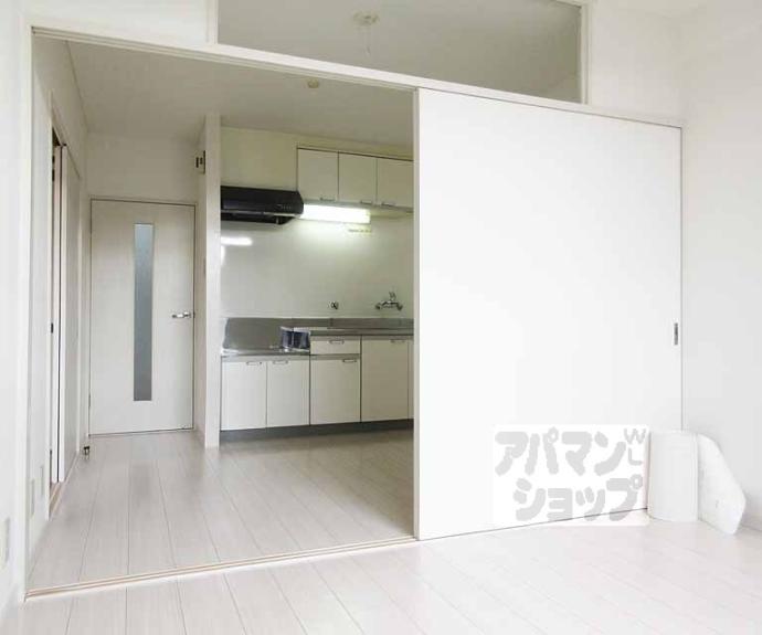 【プルーリオン勧修寺】間取