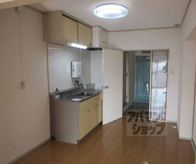 【御陵レジデンス】間取