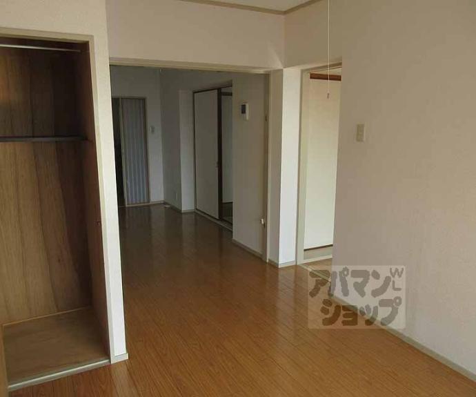 【御陵レジデンス】間取