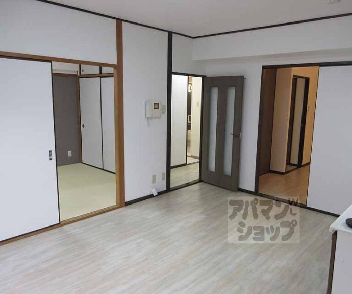 【ラフィーネ山科】間取