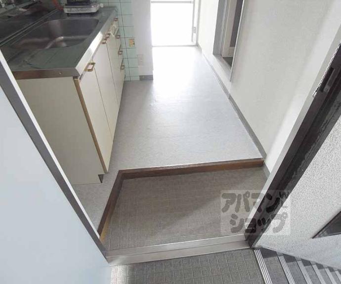 【ヴェルメゾン大宅】間取