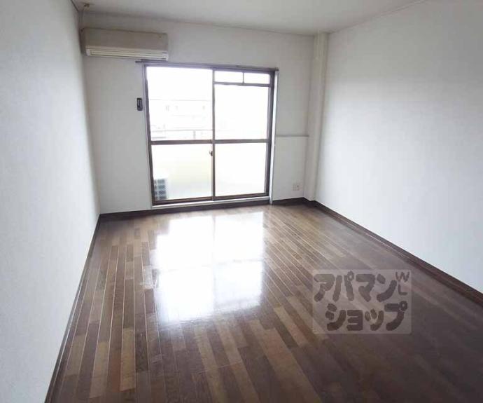 【ヴェルメゾン大宅】間取