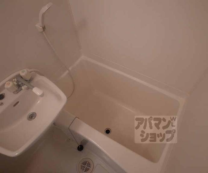 【エクラ山科】間取