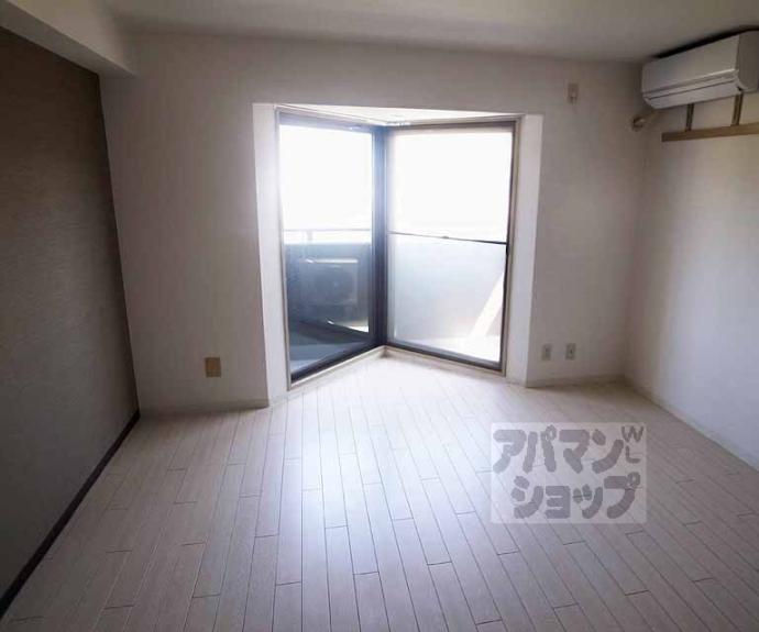 【プランドール勧修寺】間取