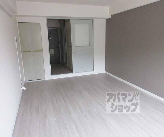 【ラ・フロール小山】間取