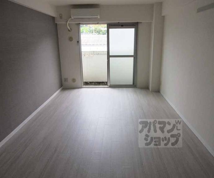 【ラ・フロール小山】間取