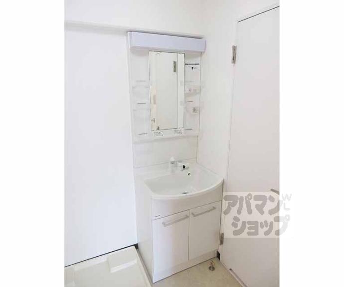 【ＦＬＯＴ　ＨＯＵＳＩＮＧ】間取
